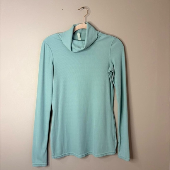 Free People Movement Second Skin ribbed long sleeve turtleneck top mint green M - Picture 2 of 9